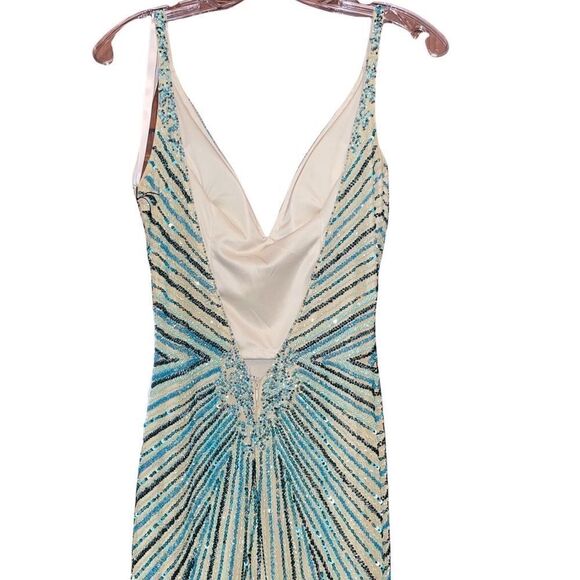 Primavera Formal Dress - Picture 6 of 6